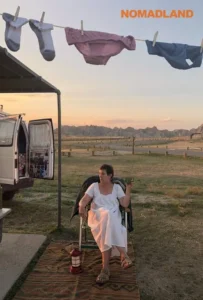 ดูหนัง ป้าเฟิร์นกับรถบ้านของเธอ Nomadland (2020)