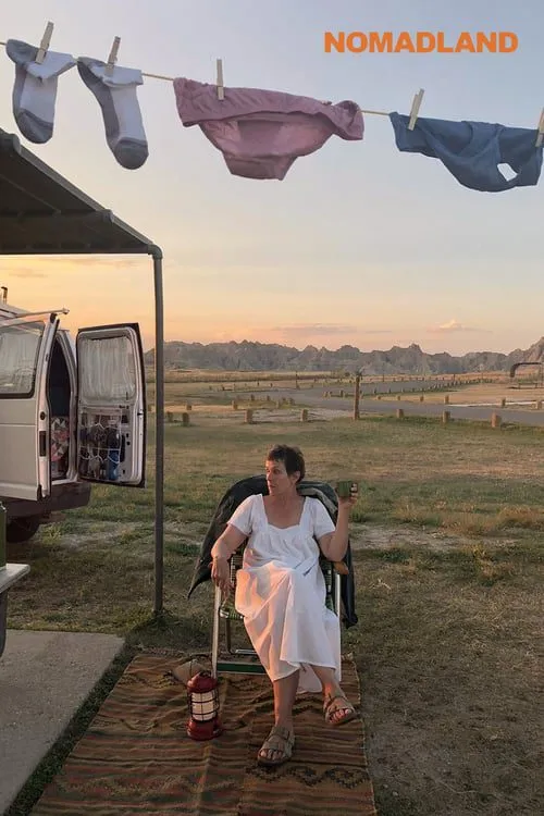 ดูหนัง ป้าเฟิร์นกับรถบ้านของเธอ Nomadland (2020)
